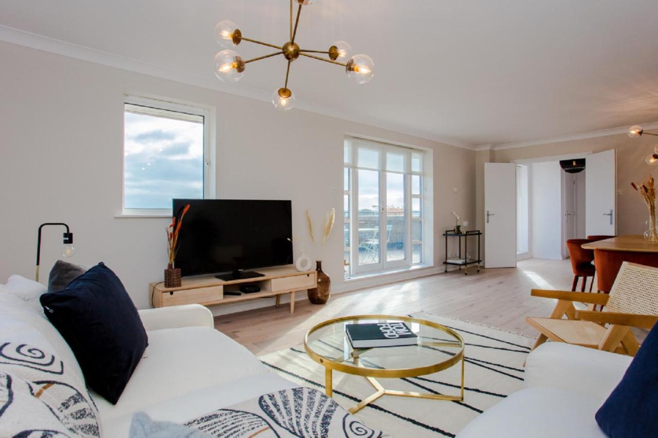 The Sparkford Gardens - Lovely 2Bdr With Balcony London Kültér fotó