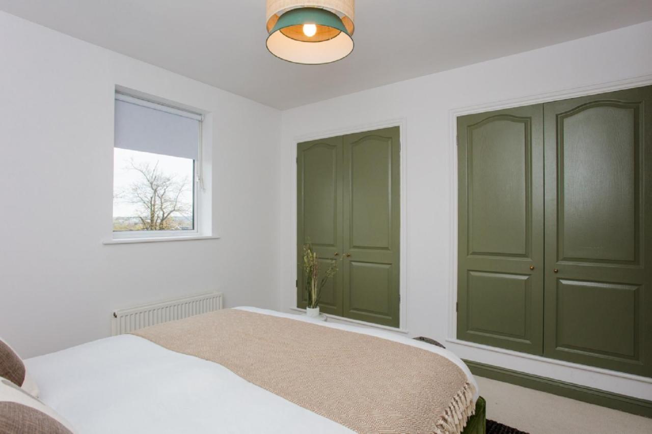 The Sparkford Gardens - Lovely 2Bdr With Balcony London Kültér fotó